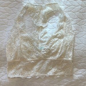 Kimchi Blue medium ivory bralette